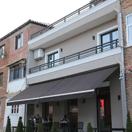 Ora 3 * Pogradec